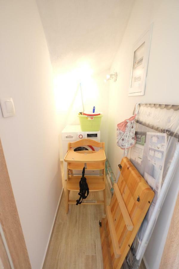 Valerie Apartment